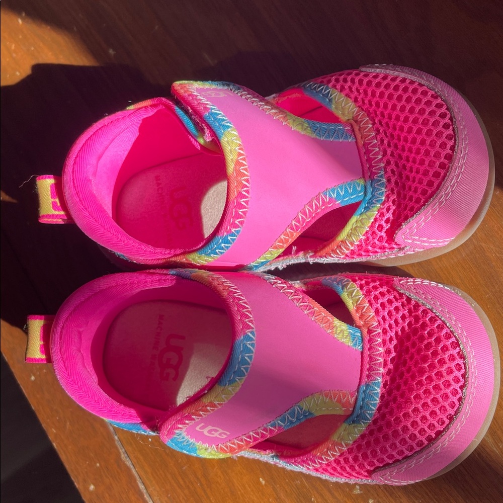 UGG Delta Closed Toe Kids' Pink and Rainbow Sandals